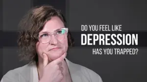 Woman contemplating the effects of depression, with a serious expression and a dark background highlighting the message.