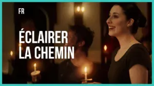 A woman smiling with a candle in a dimly lit setting, conveying warmth and positivity. Text overlay: "ÉCLAIRER LA CHEMIN."